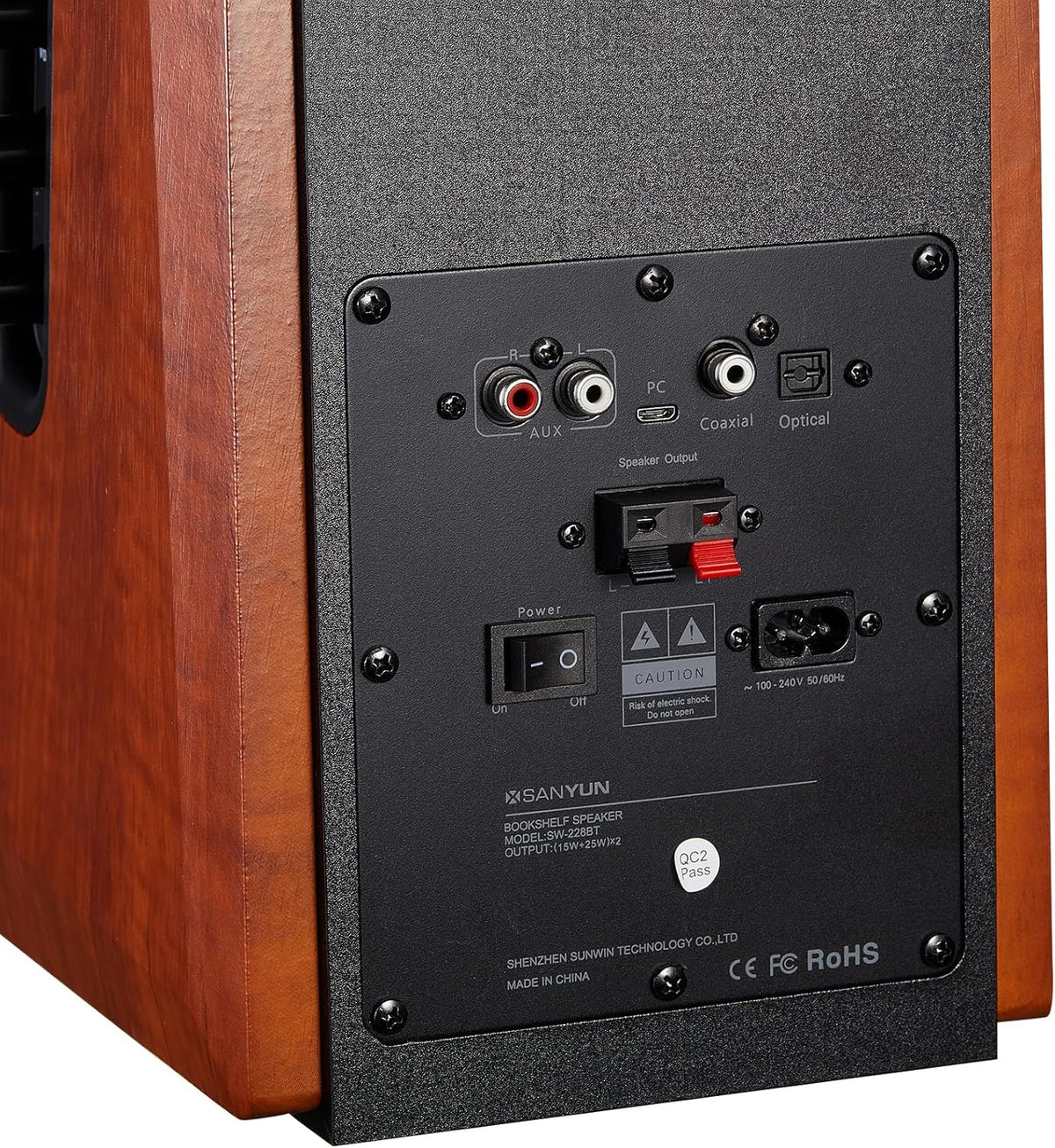 Active Bookshelf Speakers with Carbon Fiber Speaker Unit T73947
