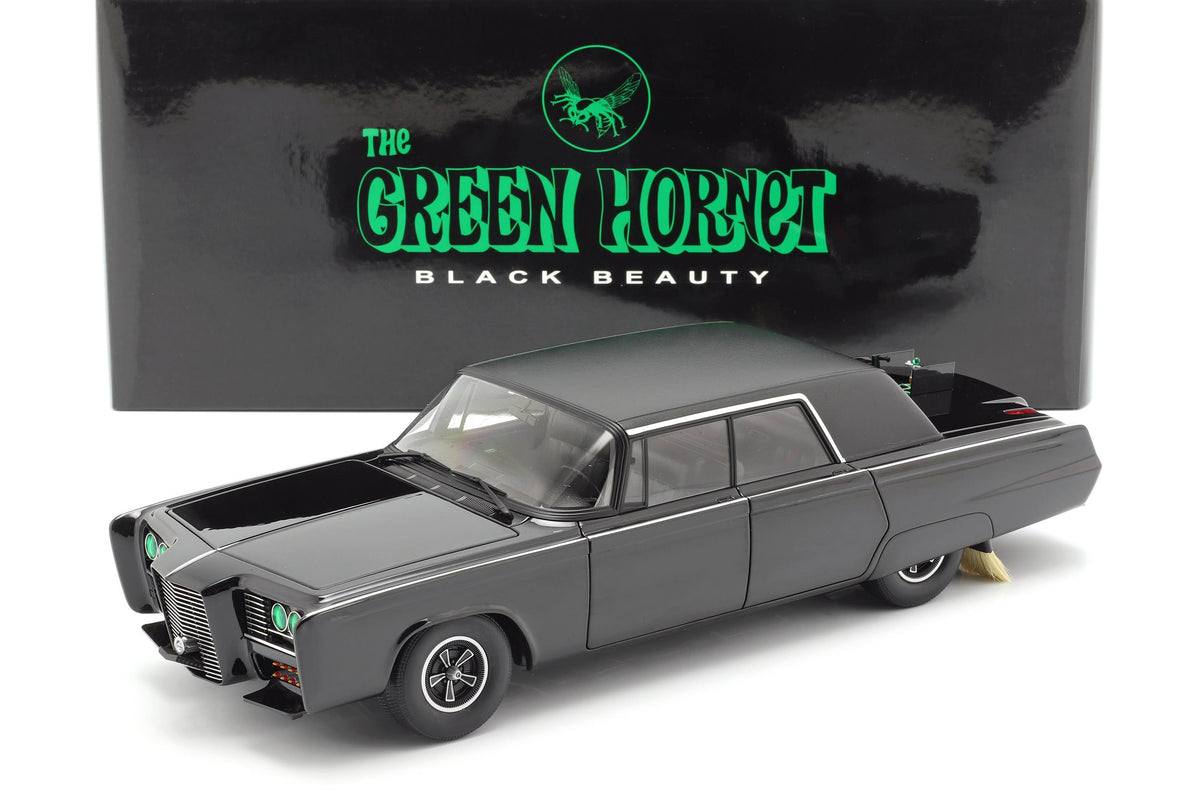 Black 1/18 Diecast Model Car M481190