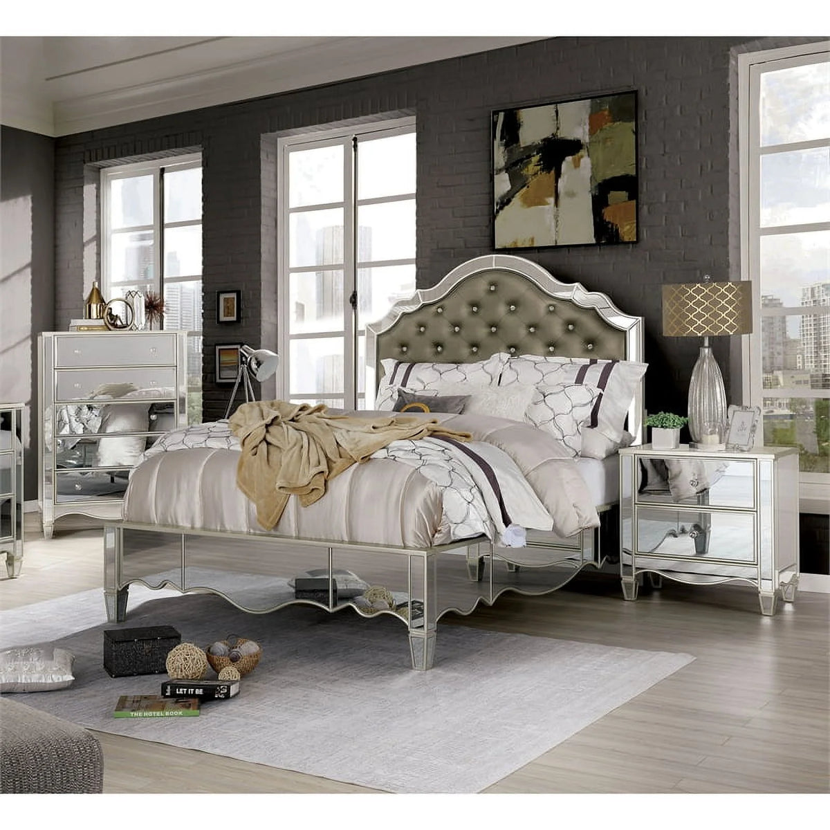 Silver Wood 3-Piece Bedroom Set W986