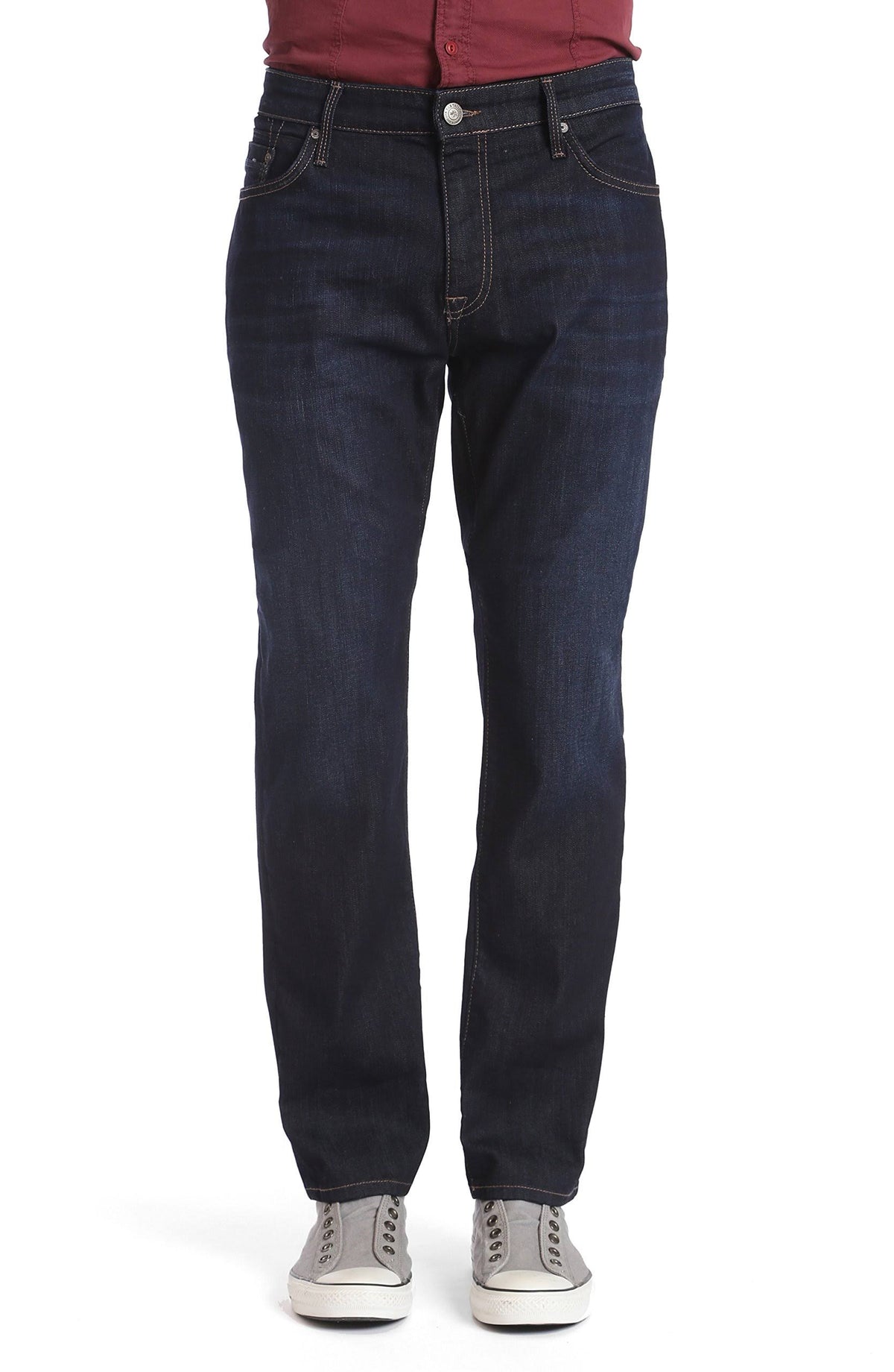 Marcus Slim Straight Jeans R376