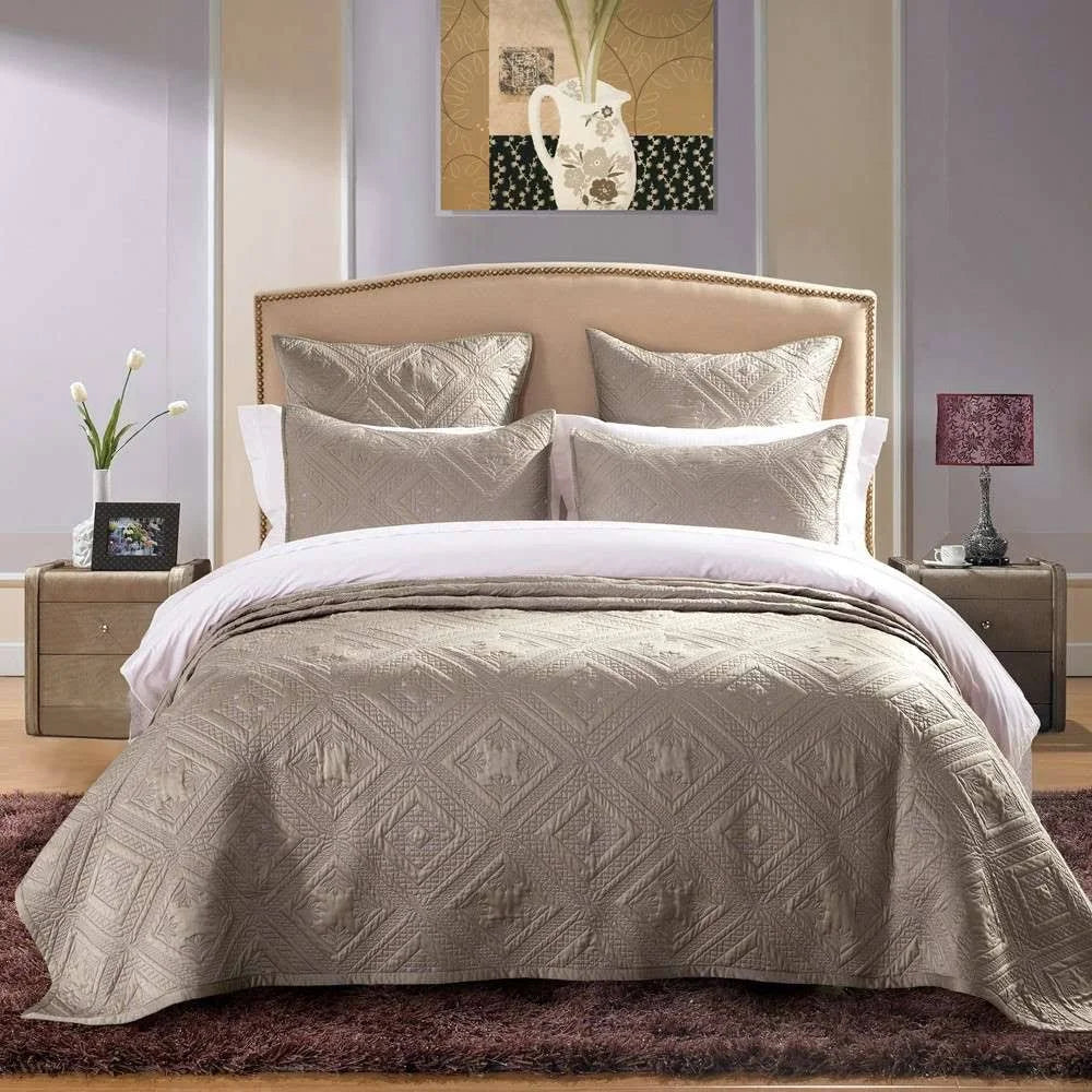 King Quilt B2671