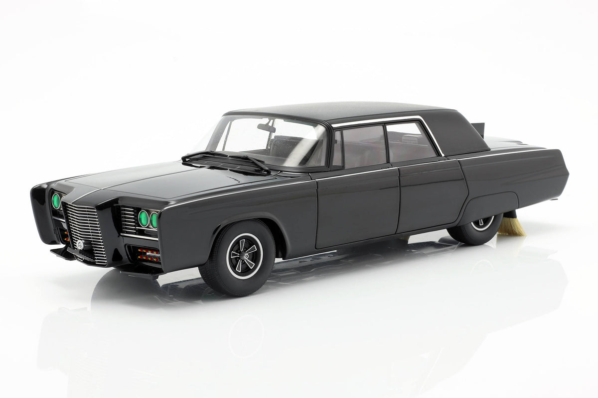 Black 1/18 Diecast Model Car M481190