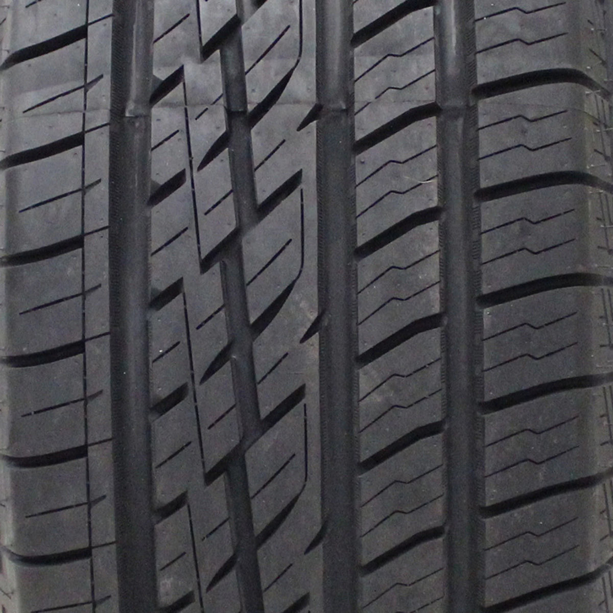 All Season 255/65R17 114T XL Light Truck Tire I867530