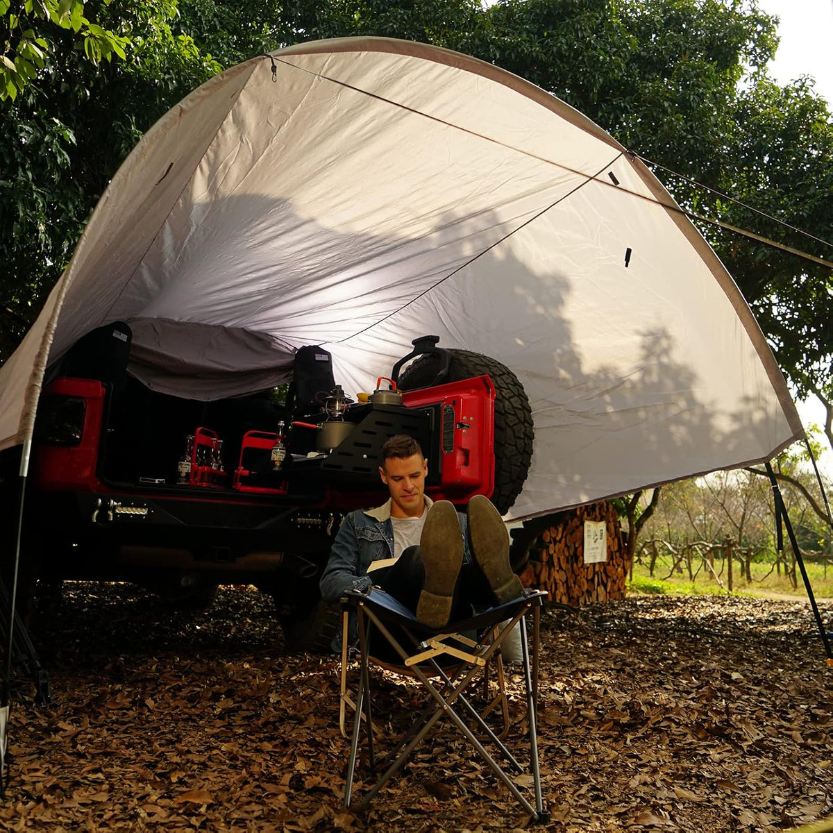 Tear Resistant Tarp Awning Camping Tent with 6 Sandbags I301130